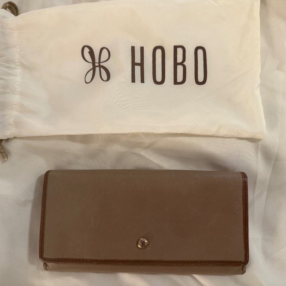 HOBO brown wallet - NEW